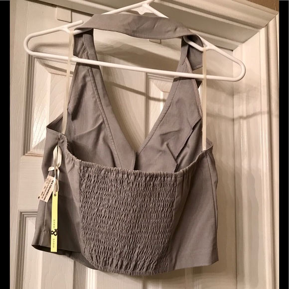 Gray Women’s Vest - Picture 2 of 3